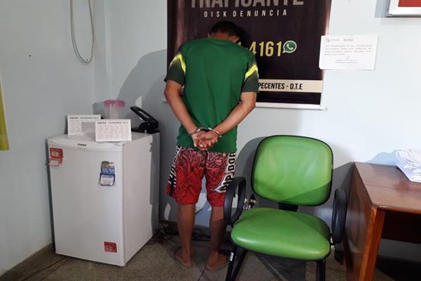 Eden Deivid Soares Coelho, de 19 anos, acusado pela prática do crime de tráfico de drogas.